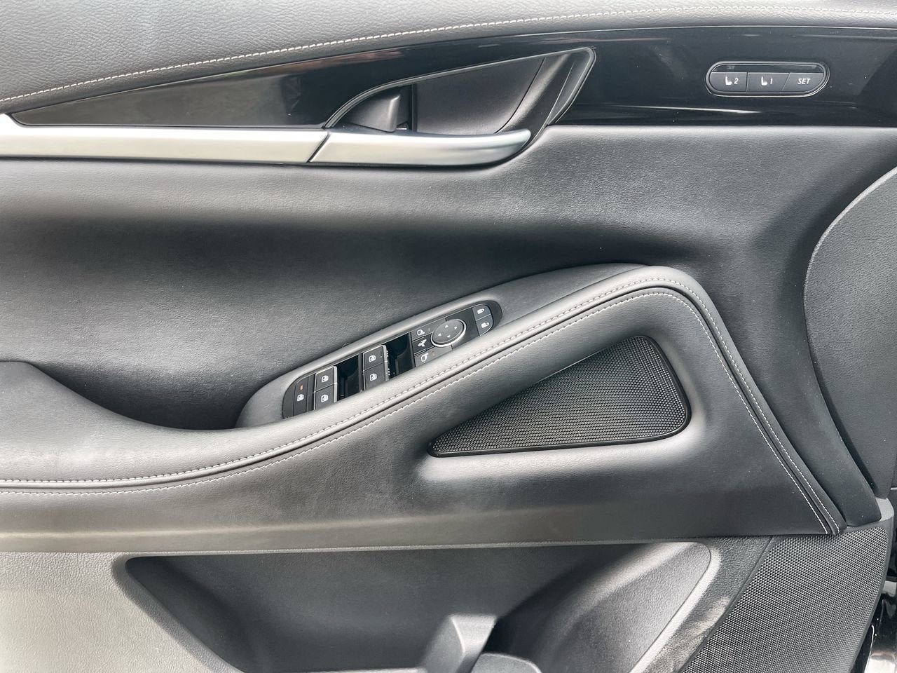 2024 INFINITI QX60 PURE