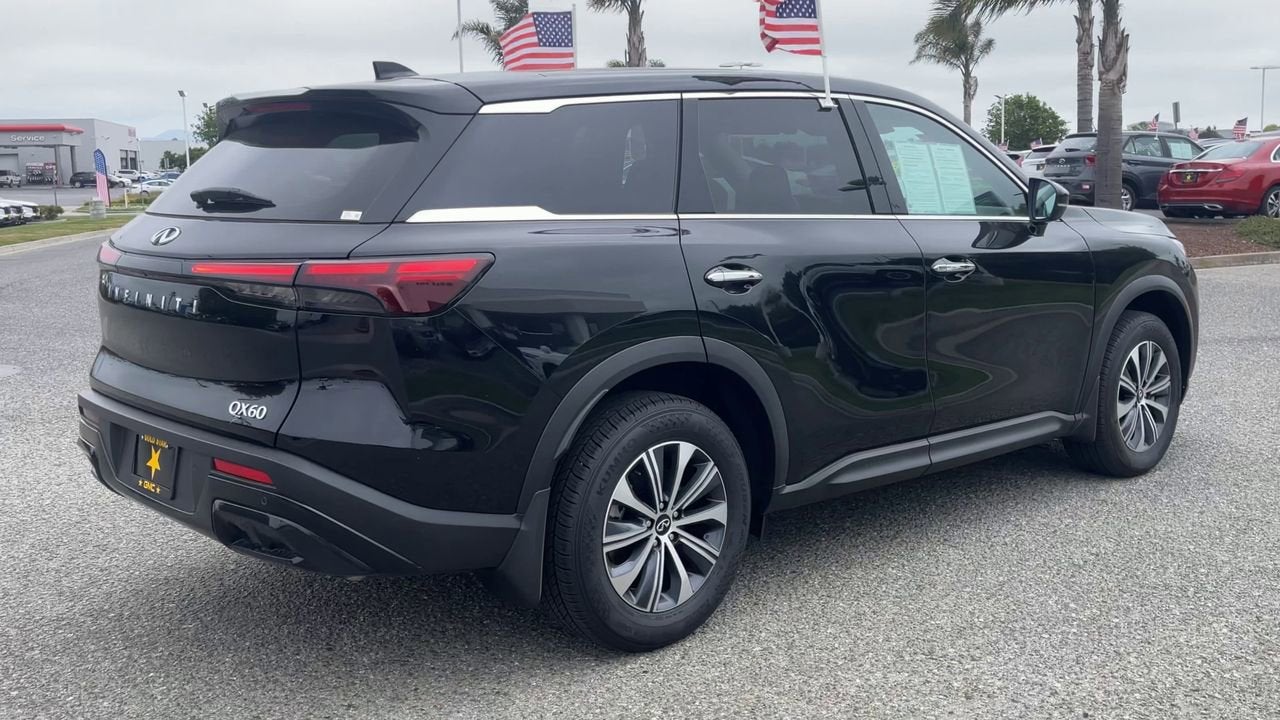 2024 INFINITI QX60 PURE