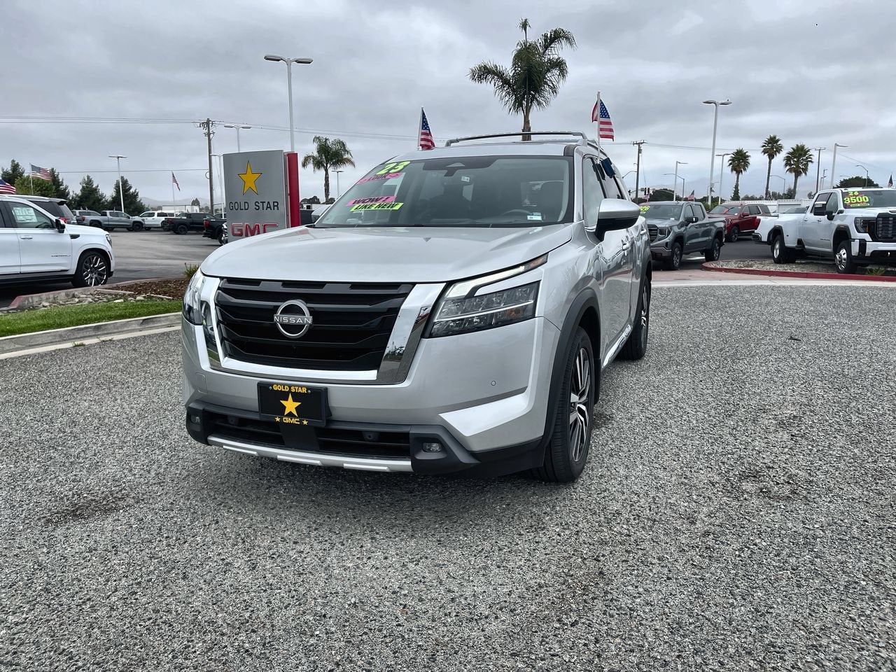 2023 Nissan Pathfinder Platinum