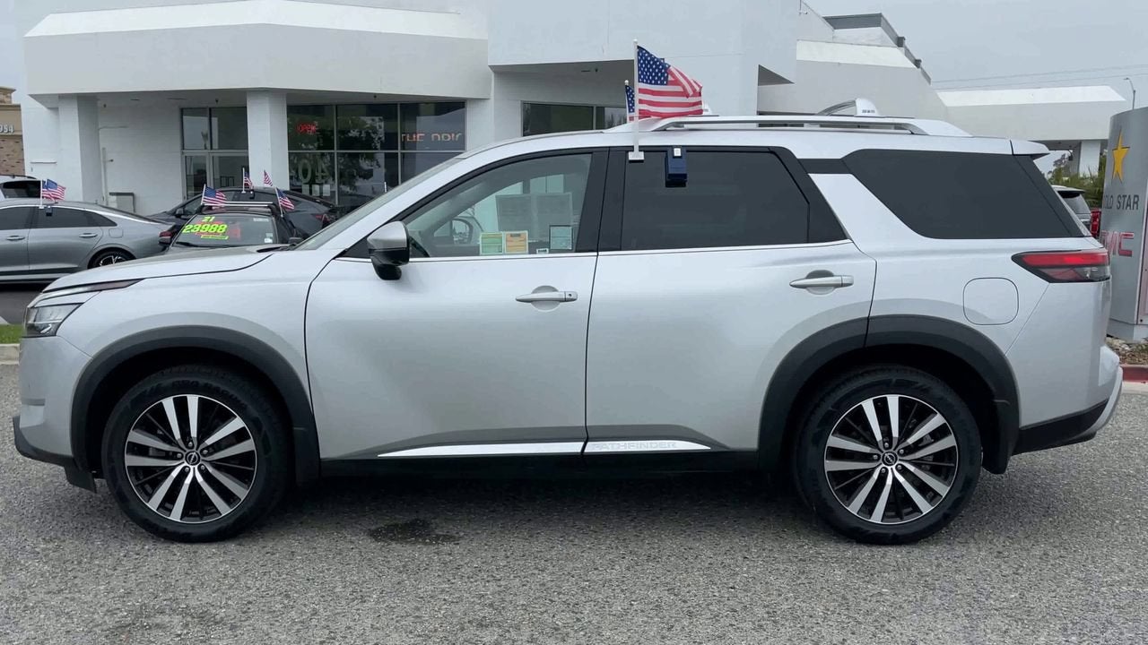 2023 Nissan Pathfinder Platinum