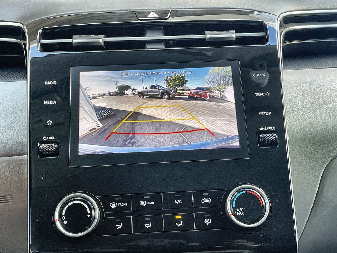2024 Hyundai Tucson SE
