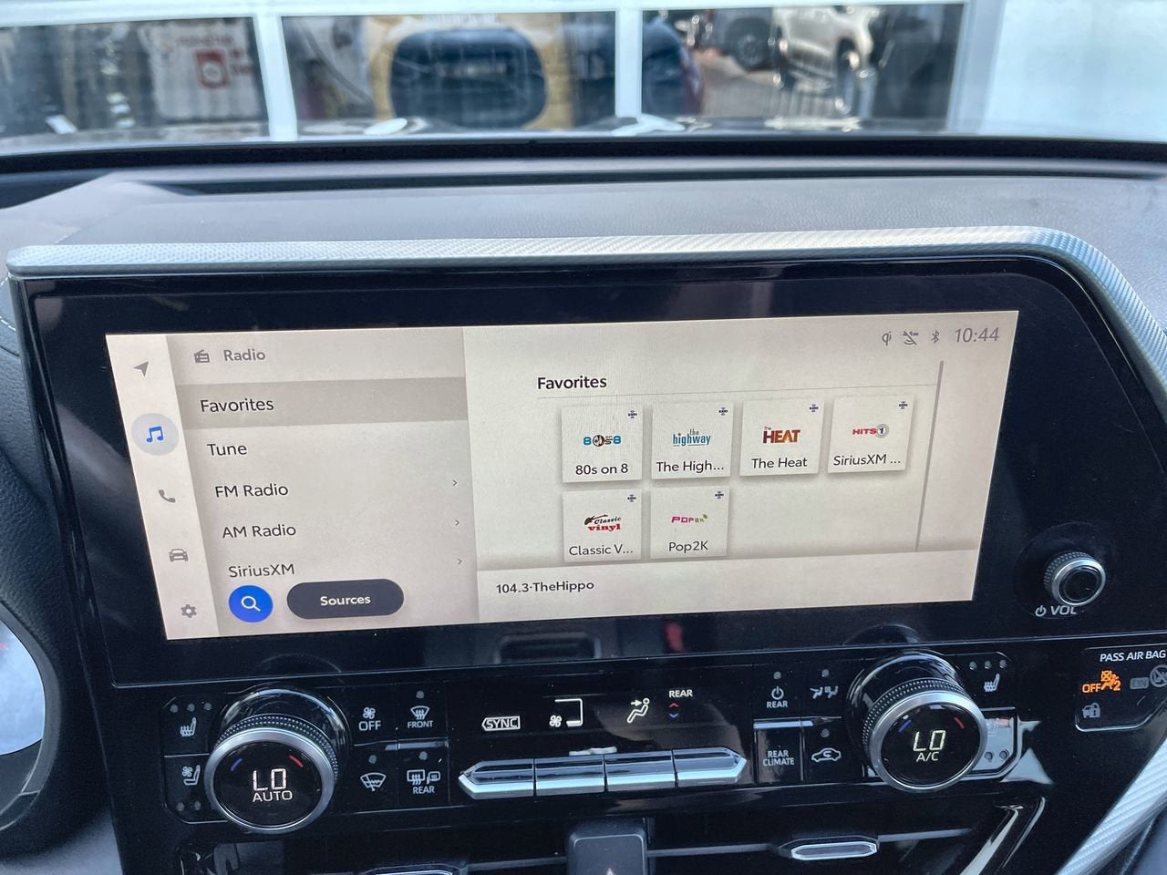 2023 Toyota Highlander Hybrid Platinum