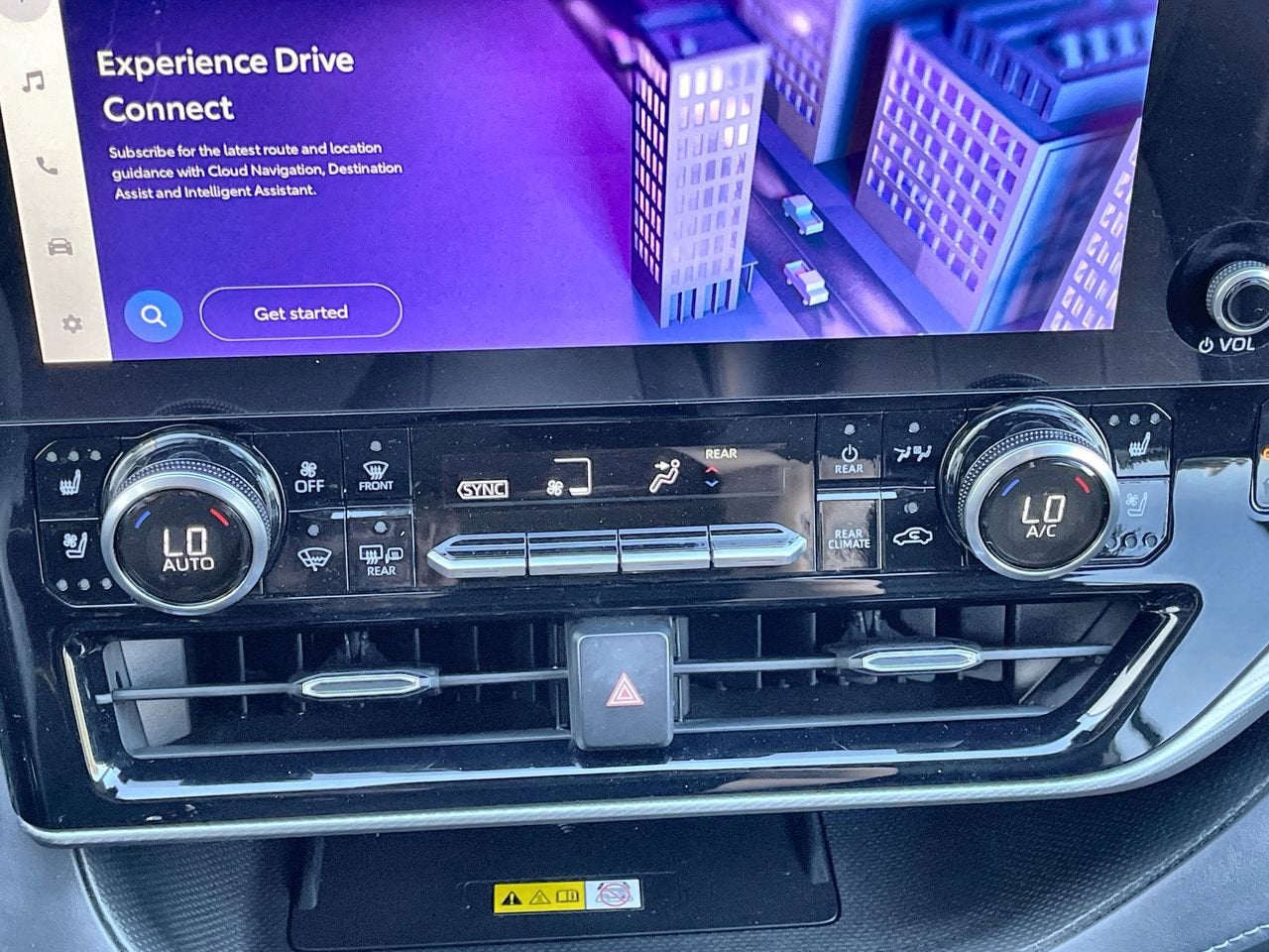 2023 Toyota Highlander Hybrid Platinum