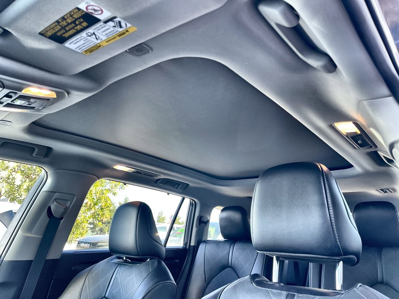 2023 Toyota Highlander Hybrid Platinum