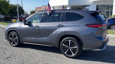 2022 Toyota Highlander XSE