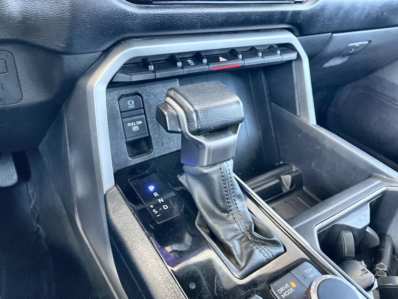 2023 Toyota Tundra 4WD SR5