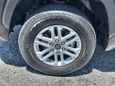 2024 Toyota Tundra 4WD SR5