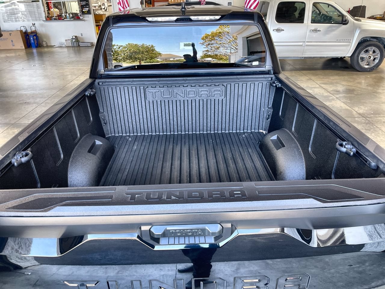 2024 Toyota Tundra 4WD SR5