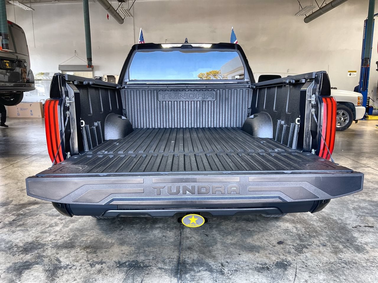 2024 Toyota Tundra 4WD SR5