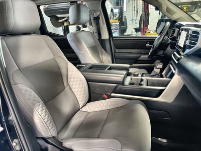 2024 Toyota Tundra 4WD SR5