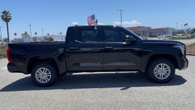 2024 Toyota Tundra 4WD SR5