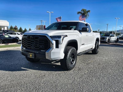 2023 Toyota Tundra 4WD SR5