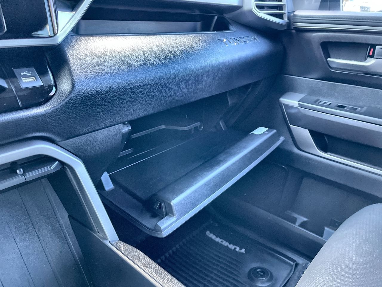 2023 Toyota Tundra 4WD SR5