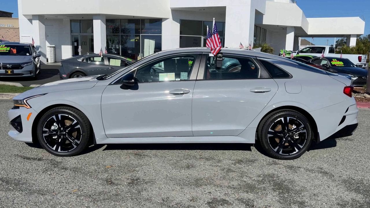 2024 Kia K5 GT-Line
