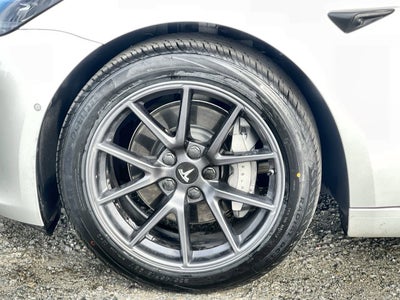 2022 Tesla Model 3 RWD