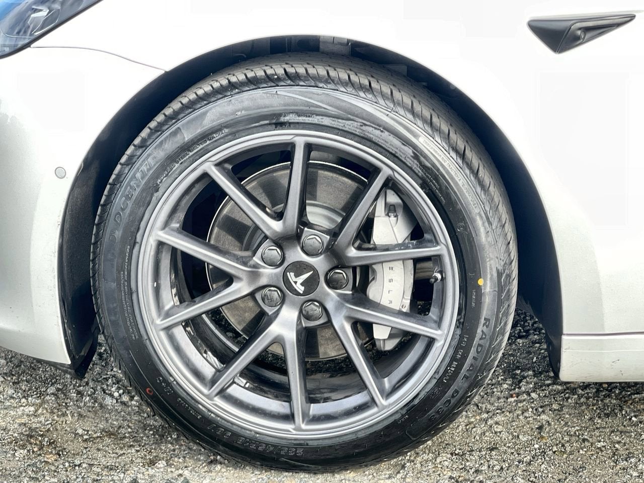 2022 Tesla Model 3 RWD