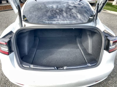 2022 Tesla Model 3 RWD