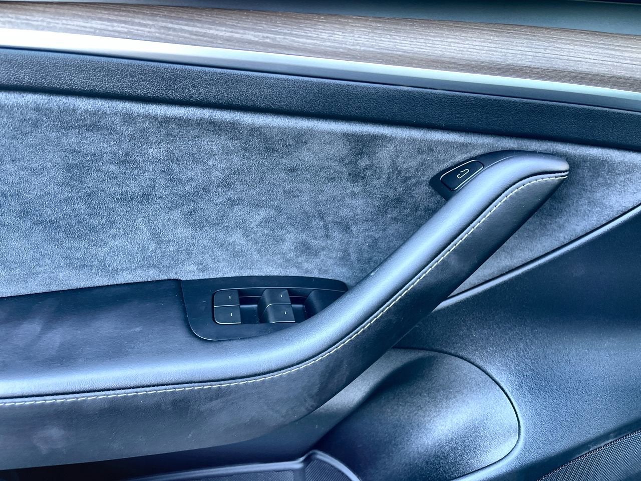 2023 Tesla Model 3 RWD