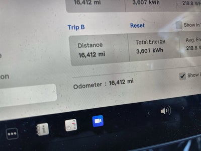 2023 Tesla Model 3 RWD