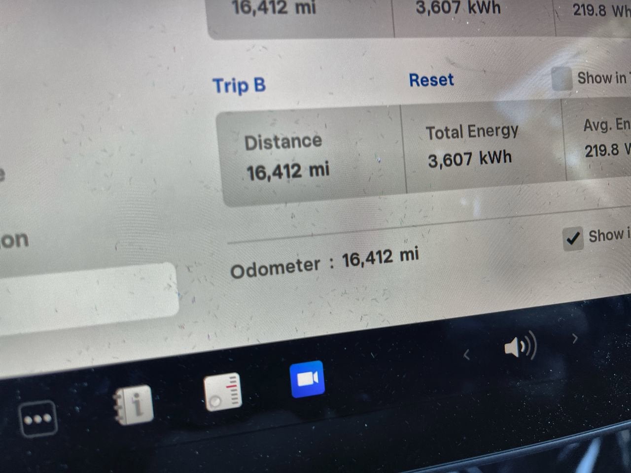 2023 Tesla Model 3 RWD