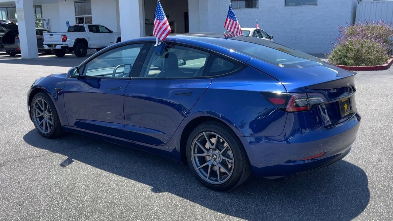 2023 Tesla Model 3 RWD