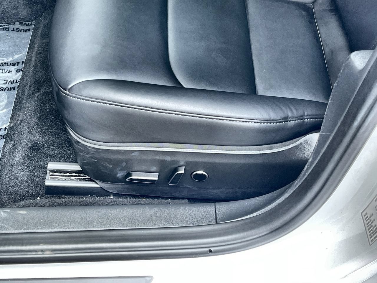 2023 Tesla Model 3 RWD
