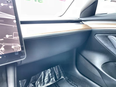 2023 Tesla Model 3 RWD
