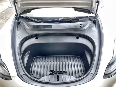 2023 Tesla Model 3 RWD
