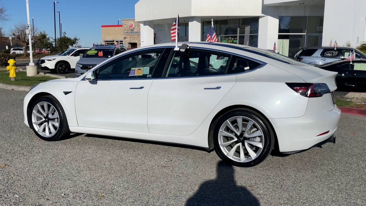 2020 Tesla Model 3 Standard Range Plus