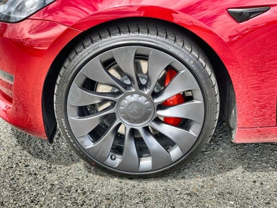2023 Tesla Model 3 Performance