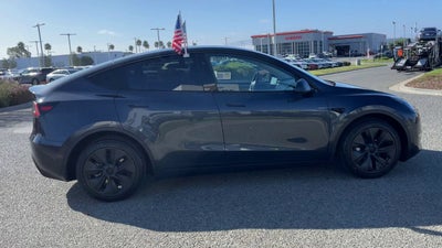 2025 Tesla Model Y Long Range