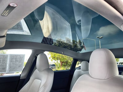 2023 Tesla Model Y RWD