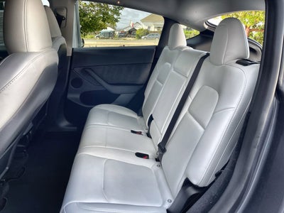 2023 Tesla Model Y RWD