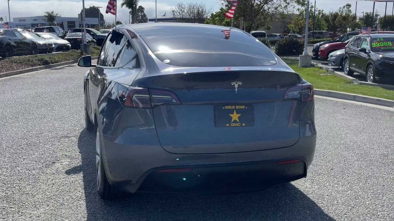2023 Tesla Model Y RWD