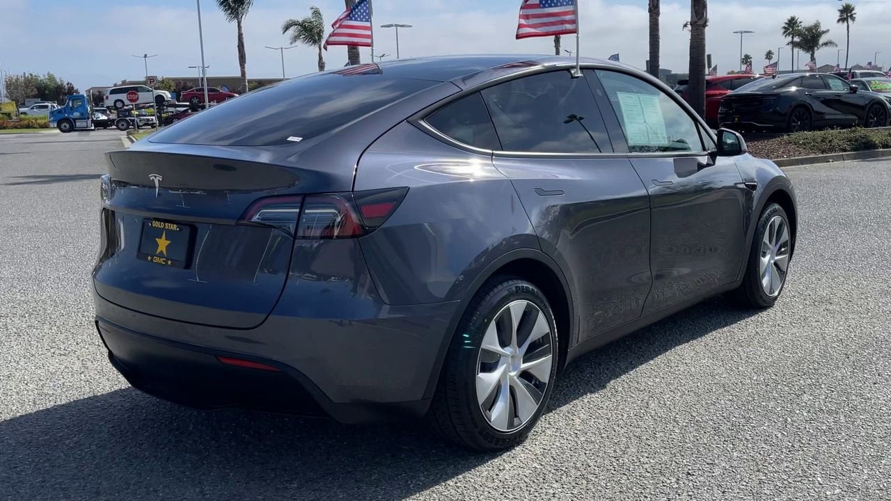 2023 Tesla Model Y RWD