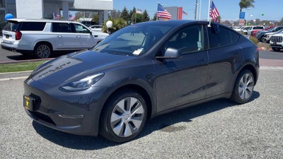 2024 Tesla Model Y Long Range