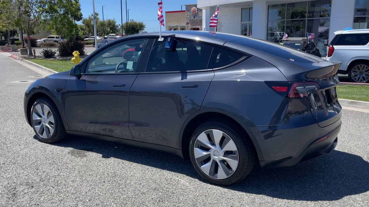 2024 Tesla Model Y Long Range
