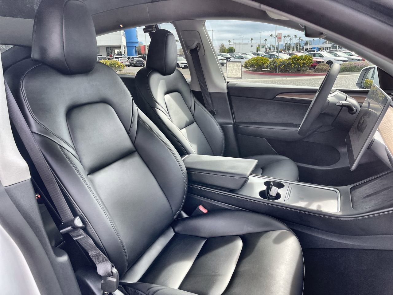 2024 Tesla Model Y Long Range