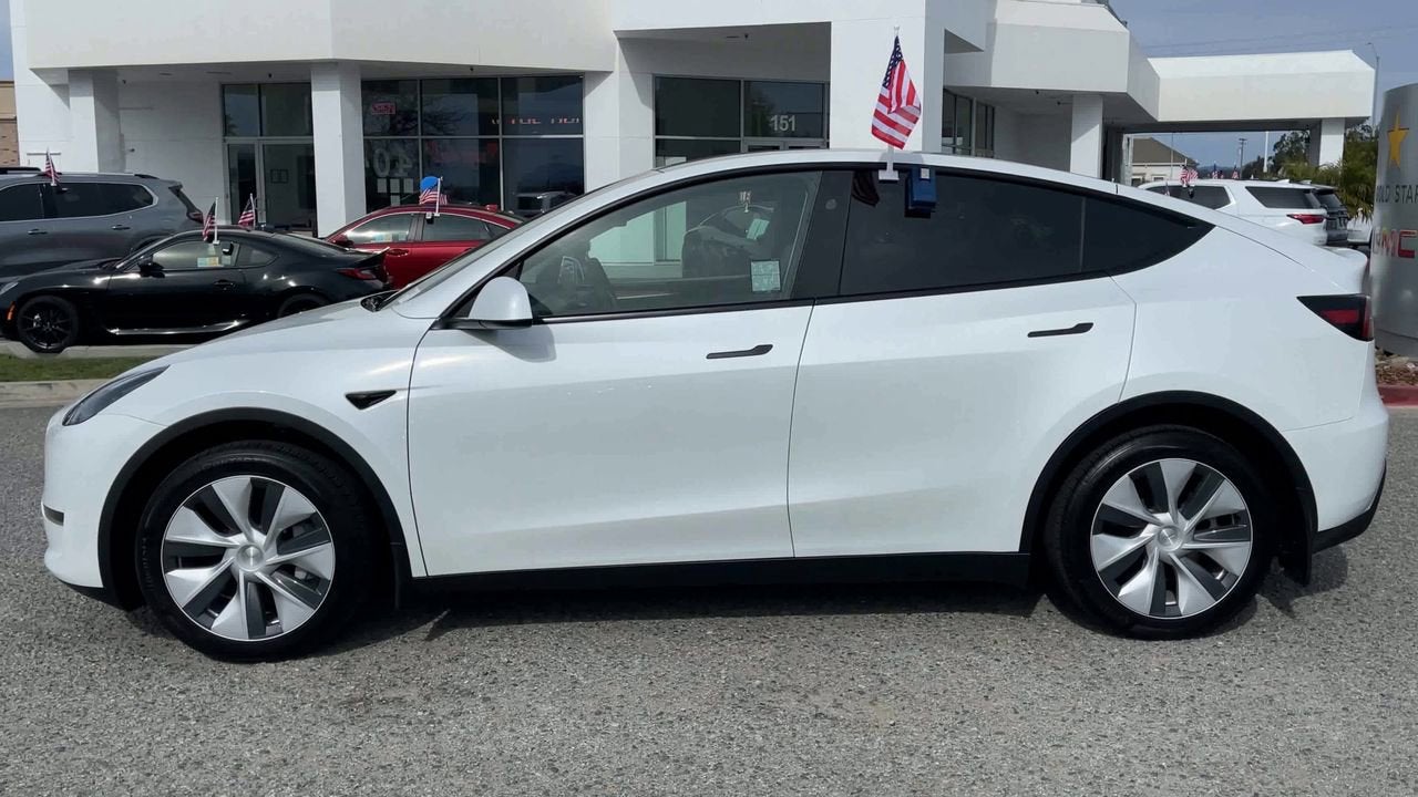 2024 Tesla Model Y Long Range