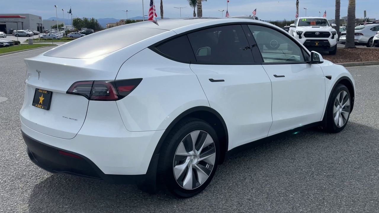 2024 Tesla Model Y Long Range