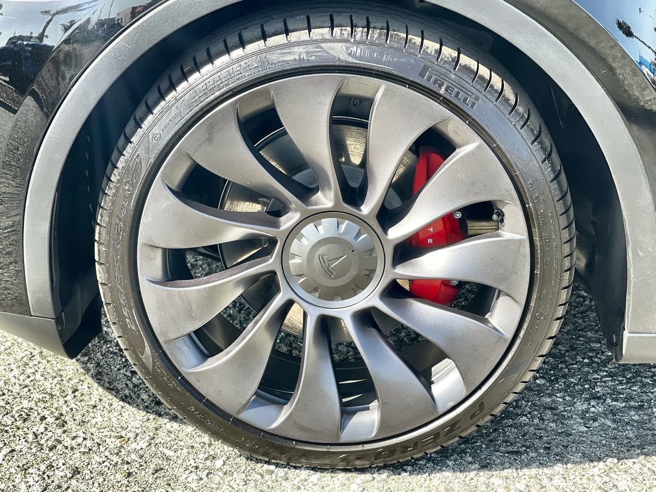 2024 Tesla Model Y Performance