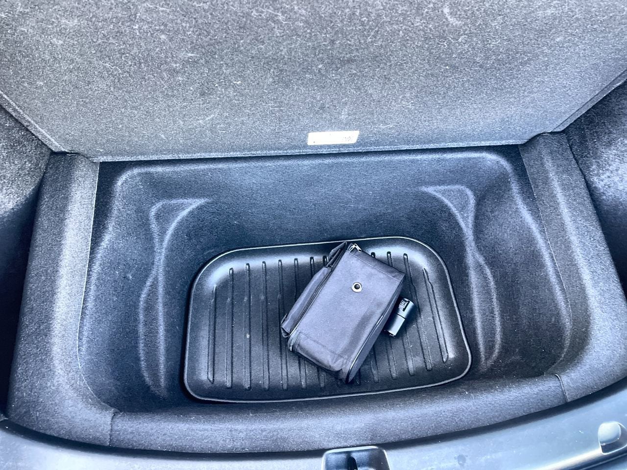 2024 Tesla Model Y Performance