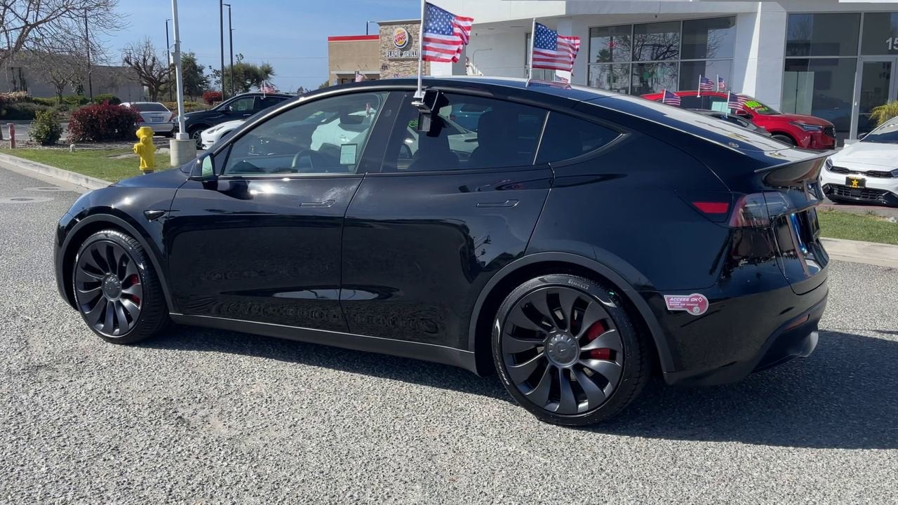 2024 Tesla Model Y Performance