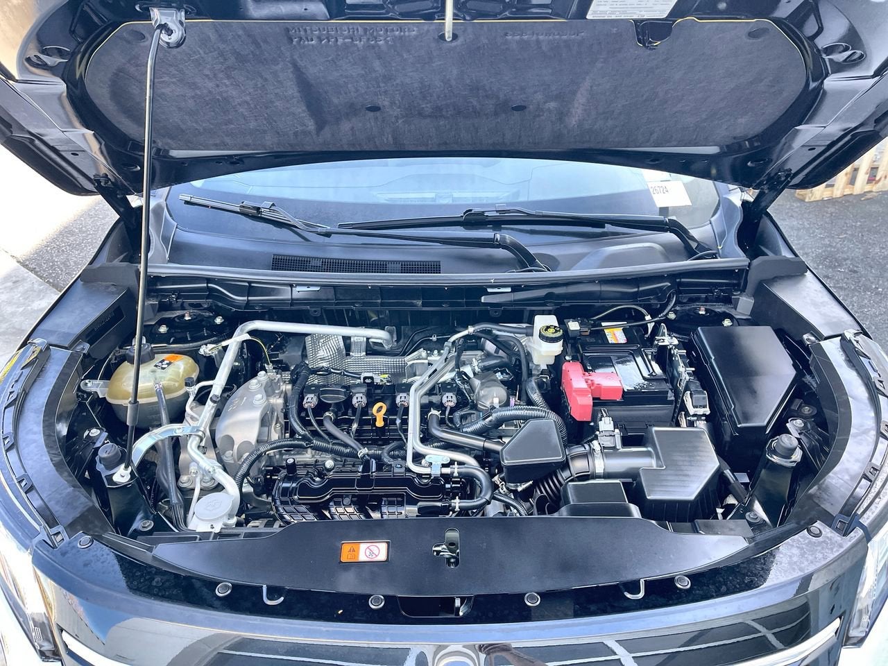 2025 Mitsubishi Outlander SE