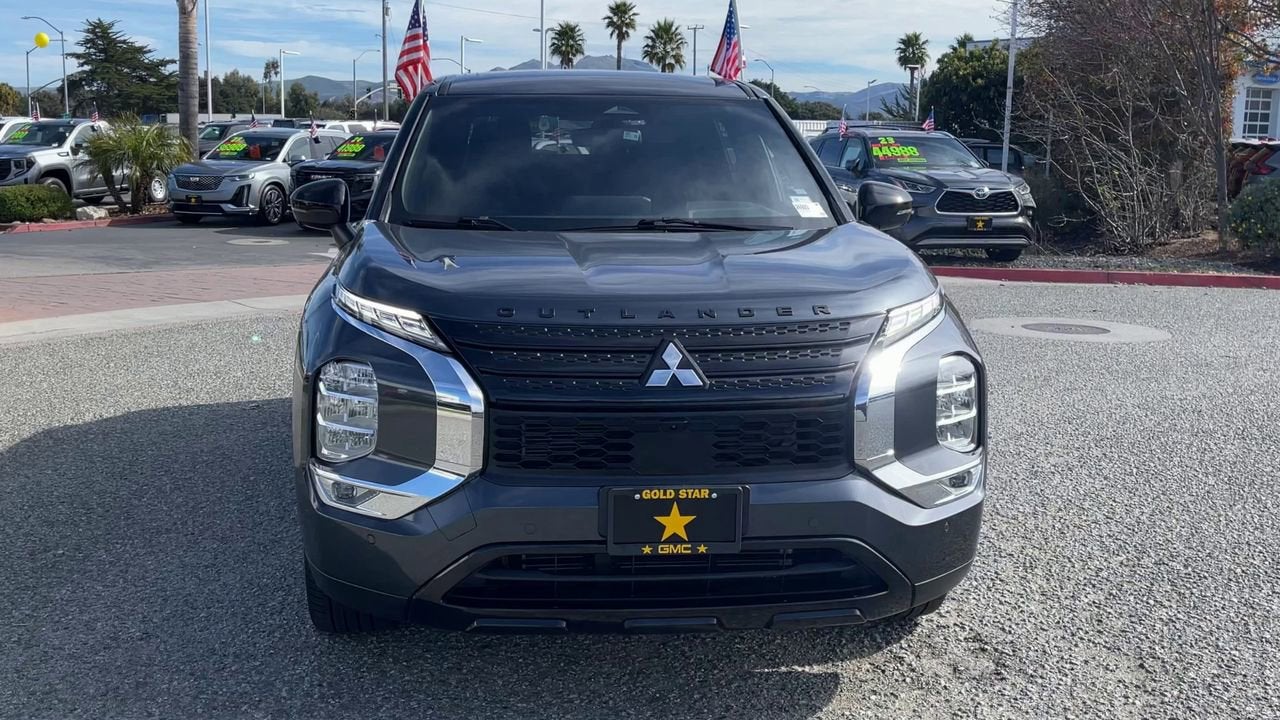 2024 Mitsubishi Outlander SE