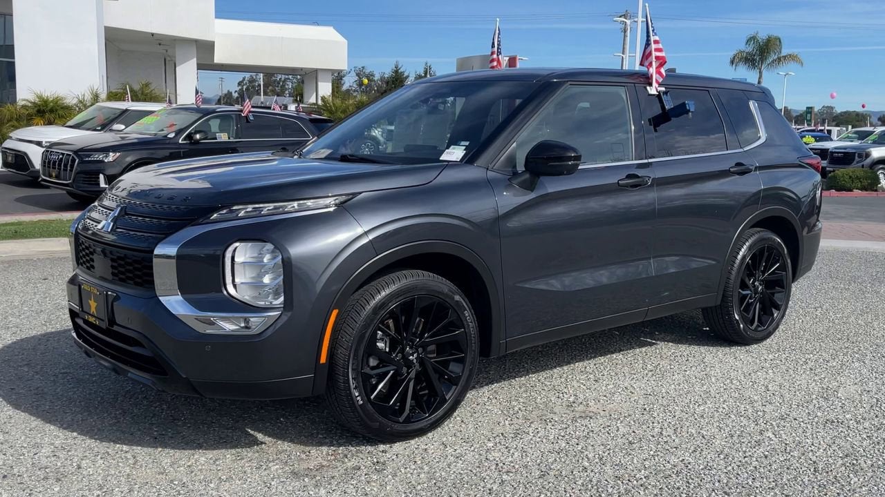 2024 Mitsubishi Outlander SE