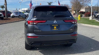 2024 Mitsubishi Outlander SE