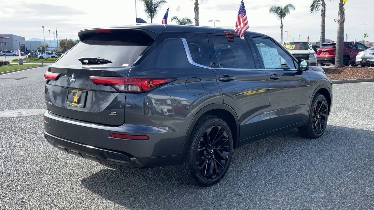 2024 Mitsubishi Outlander SE
