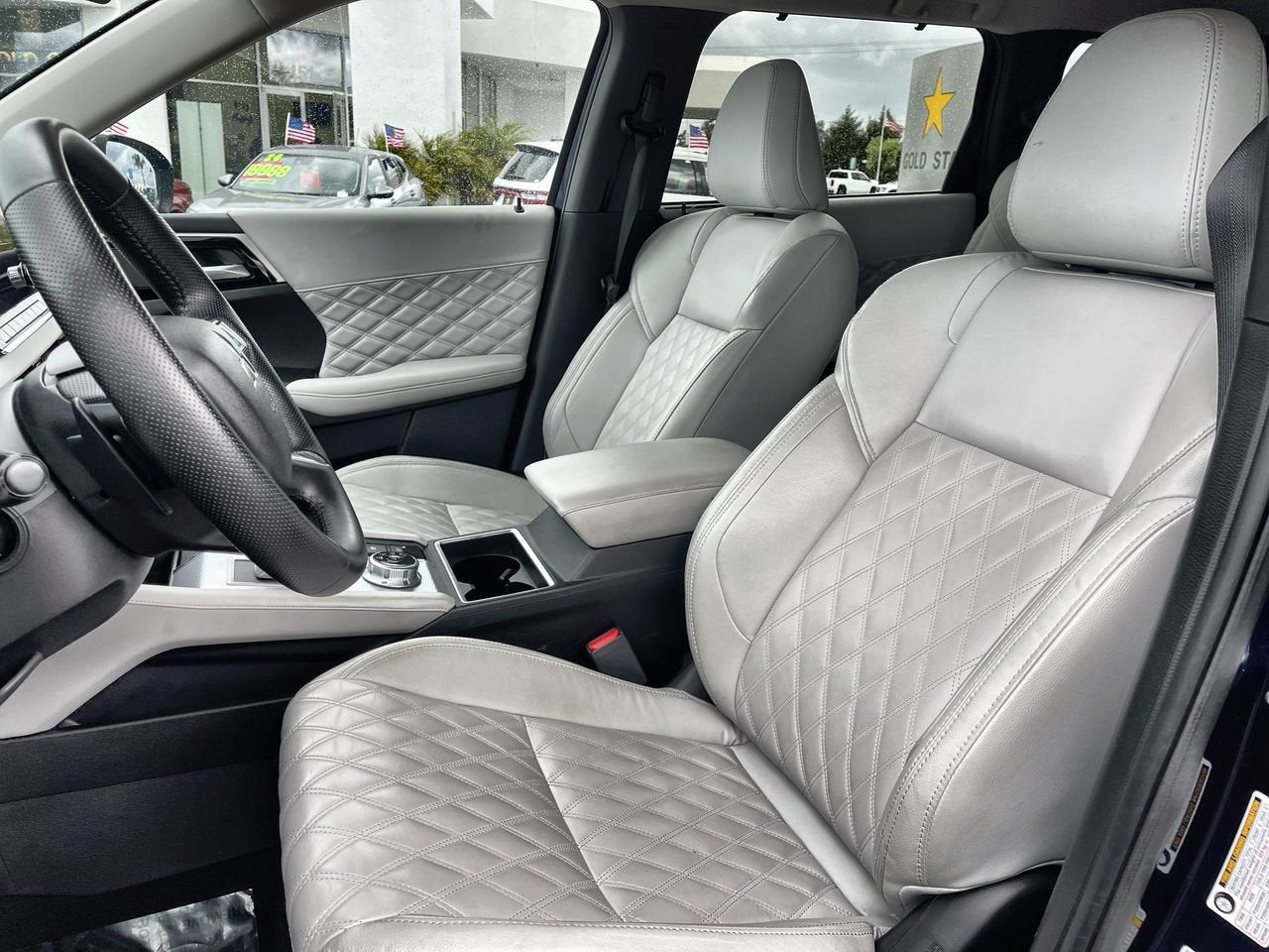 2024 Mitsubishi Outlander SEL