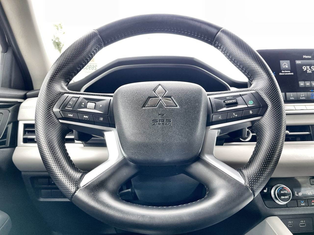 2024 Mitsubishi Outlander SEL